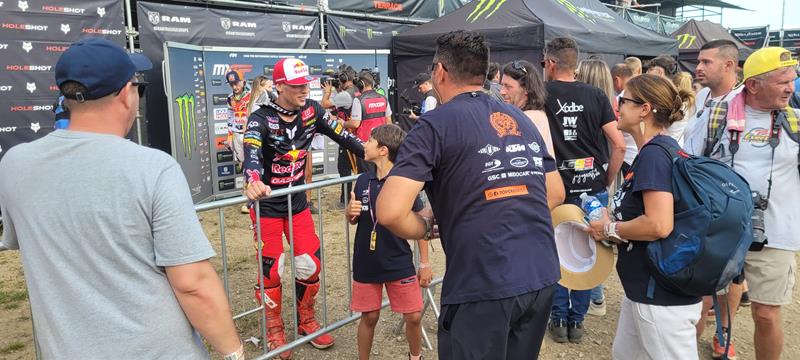 Dominancia techniky KTM v priamom prenose od OKR Moto